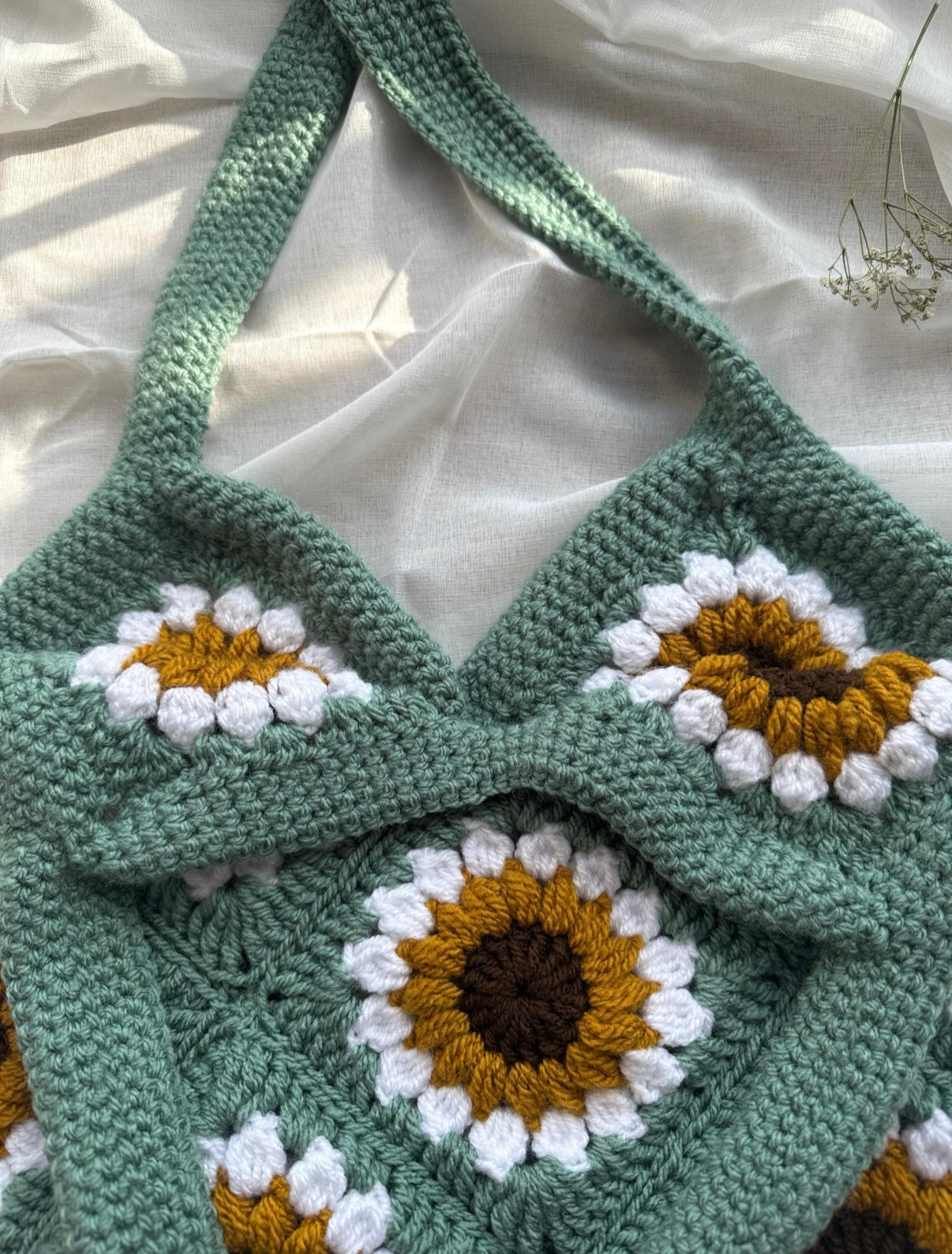 Gehäkelte Tasche -green flower-